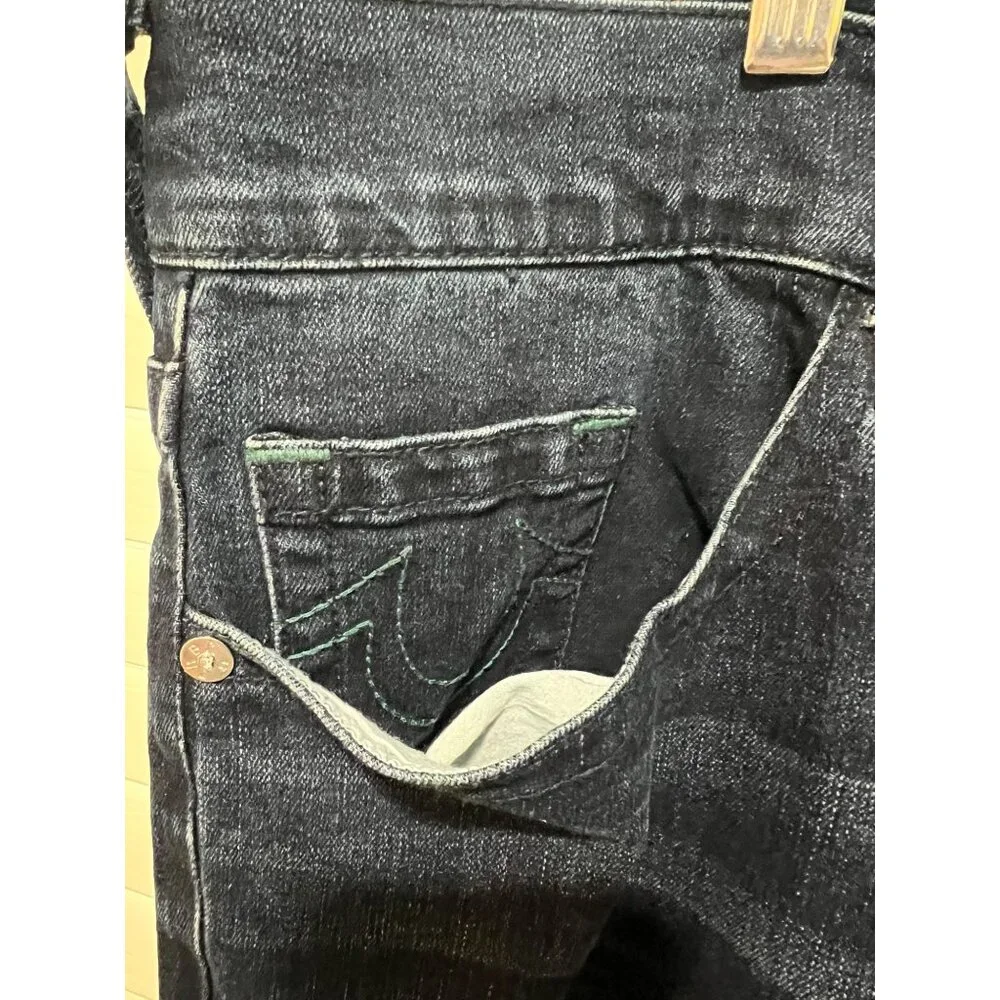 True Religion Rocco Relaxed Skinny Jeans w/Green Stitching NWT -  MSRP‎ $159